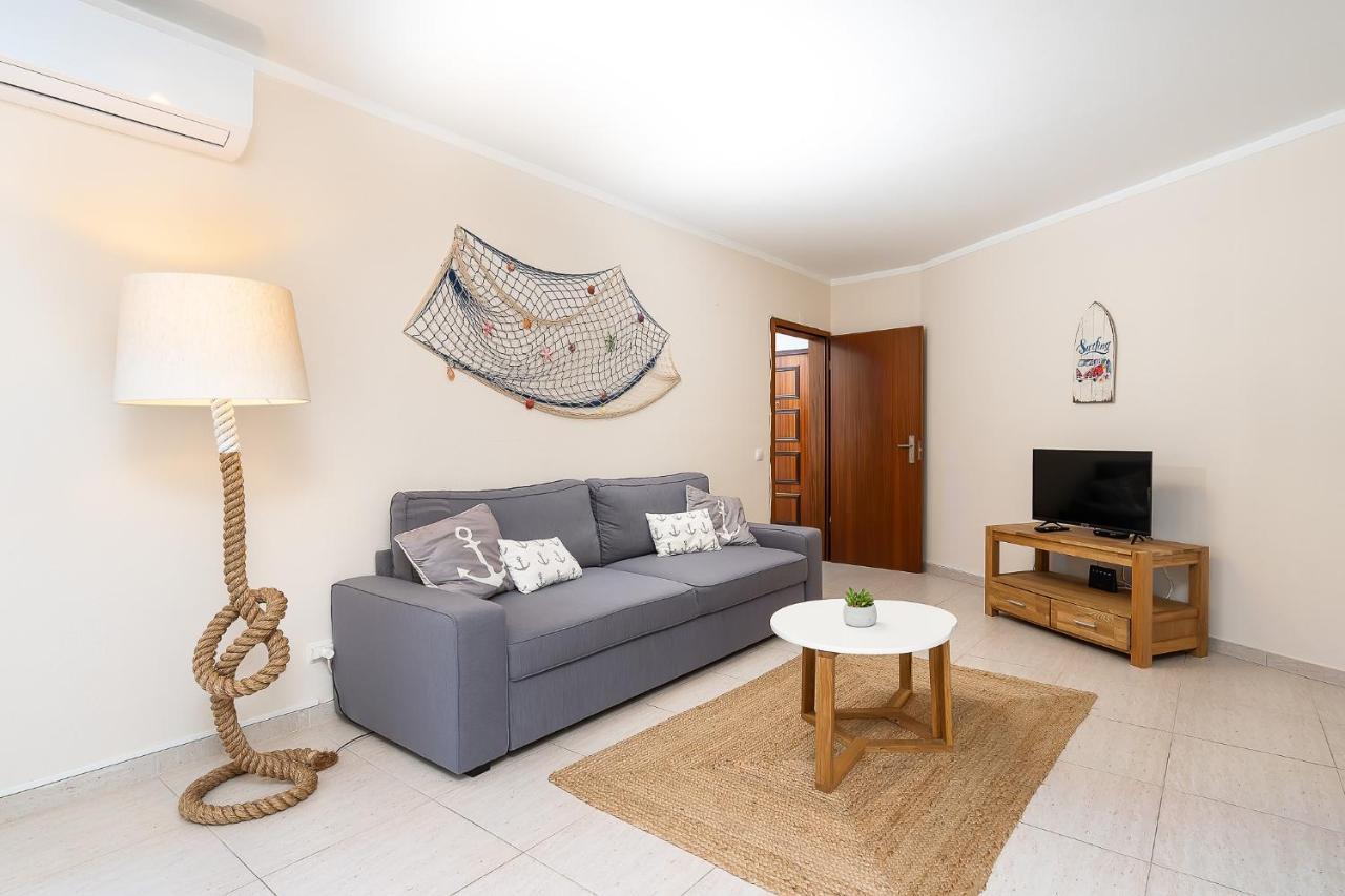 Ocean Beachfront Home By Real Life Concierge Portimão Εξωτερικό φωτογραφία