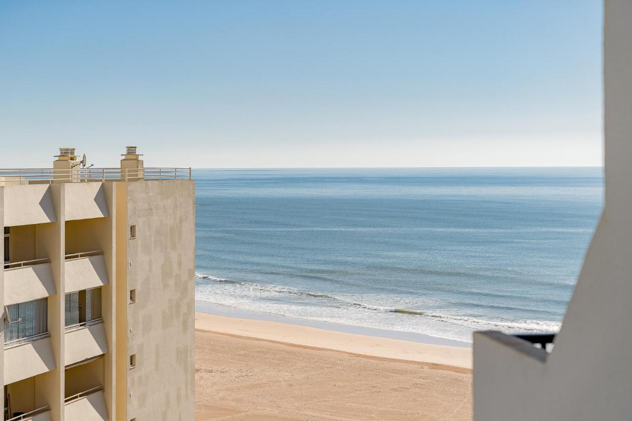 Ocean Beachfront Home By Real Life Concierge Portimão Εξωτερικό φωτογραφία
